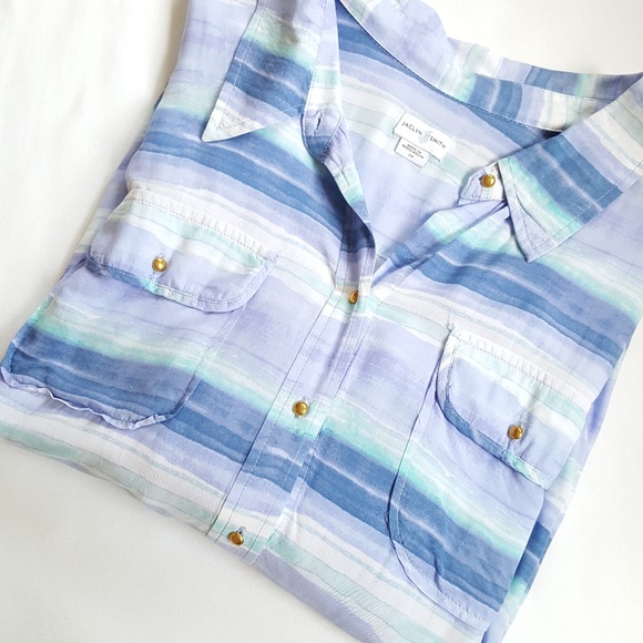 Jaclyn Smith Tops - Jaclyn Smith || Watercolor striped Top